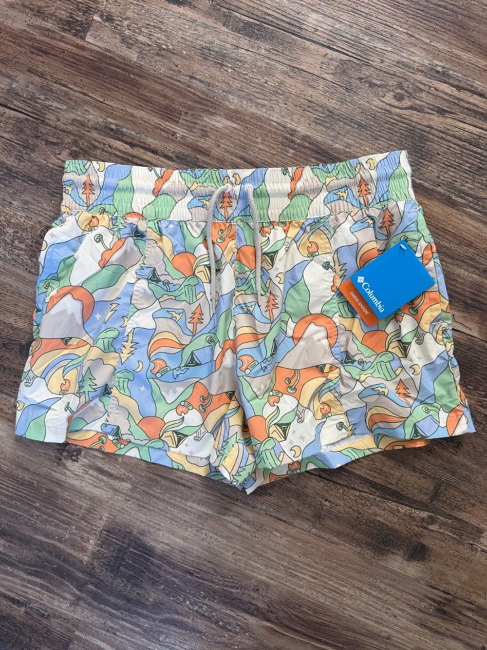 Women's Columbia Boundless Trek Active Shorts Size Large NWT
